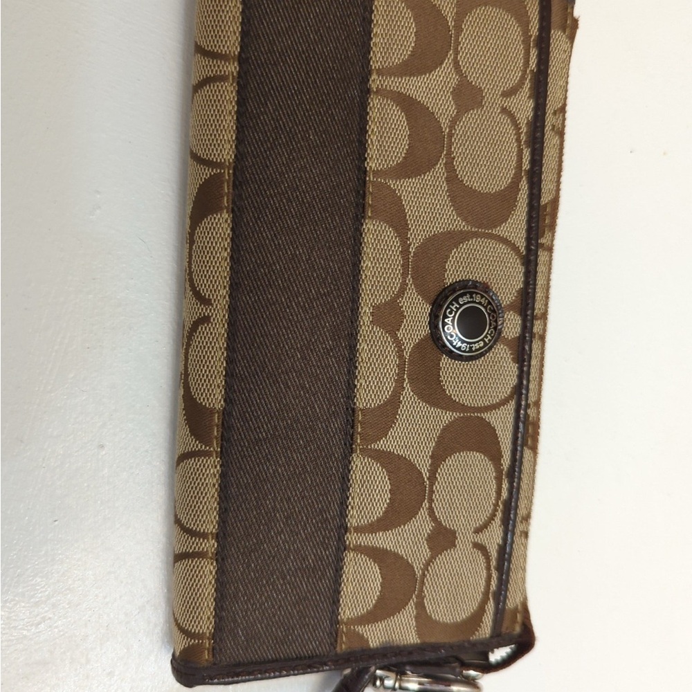 Coach wallet like new very nice